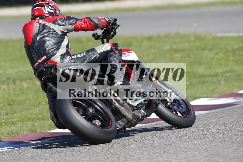 /54 19.09.2025 Speer Racing ADR/Gruppe gelb/backside